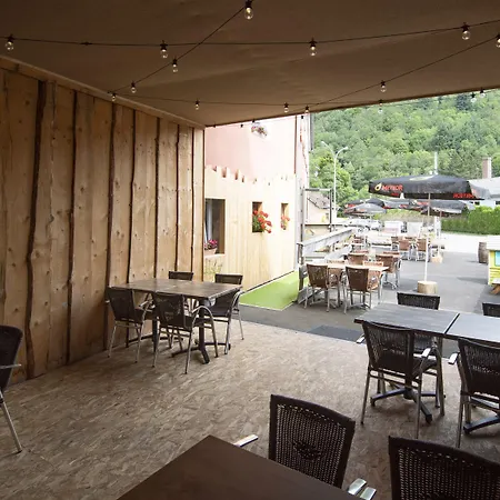 ホテル Restaurant Valneige 2*