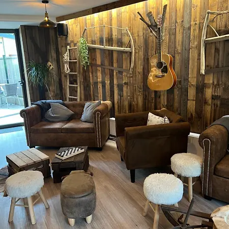 酒店 瓦涅尼餐厅酒店 2*